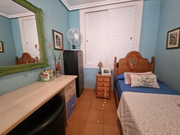 Chalet pareado en calle Pablo Neruda, 34 photo 3