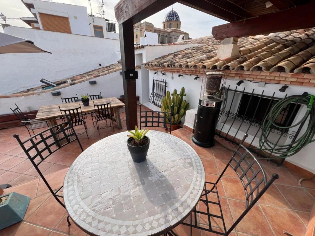 Properties for sale and rent in Spain photo 3