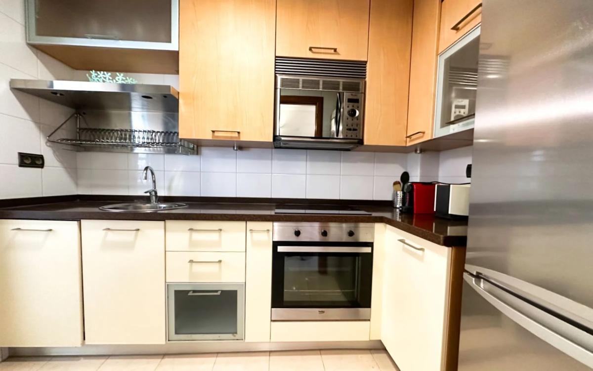 Sale of apartment in Zona de Mascarat, Altea
photo 1