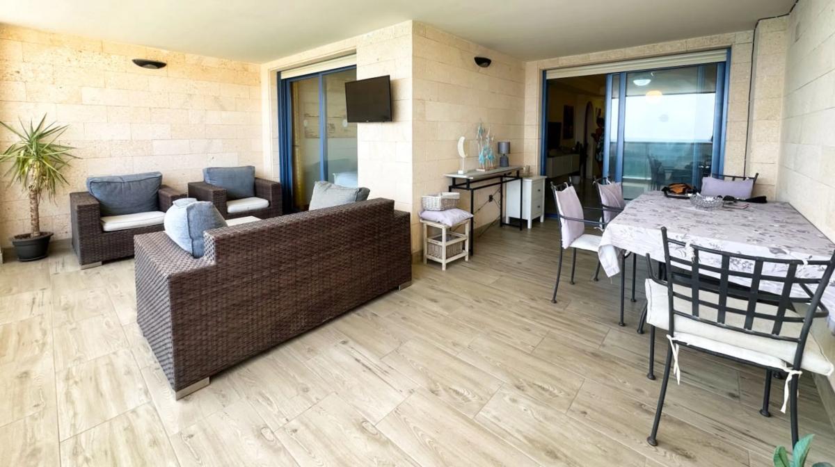 Sale of apartment in Zona de Mascarat, Altea
photo 5