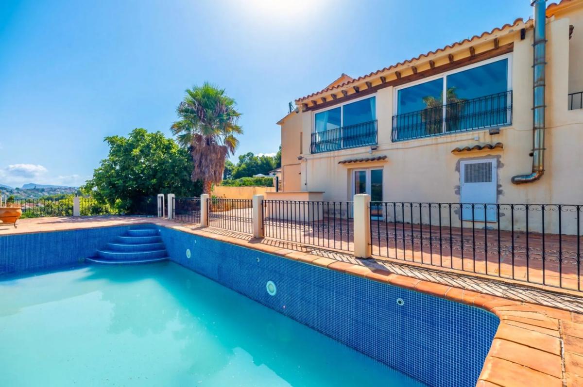 Properties for sale and rent in Spain photo 3