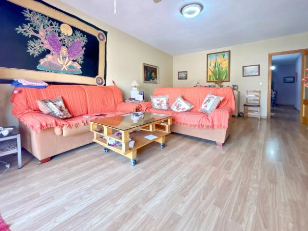 Apartment for sale in Calle de Gabriel Miro, El Campello thumbnail 1