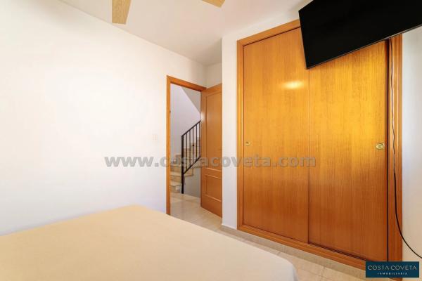 Chalet pareado en calle Pla de l'Amerador, 11 photo 3