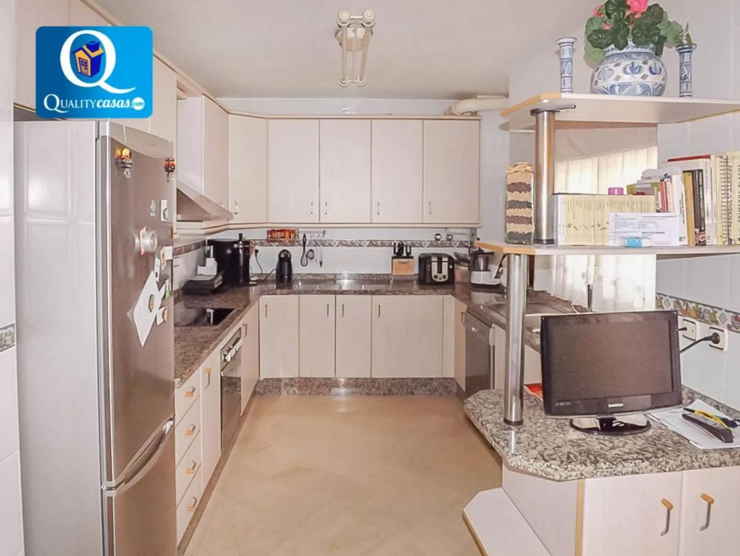 Sale of independent chalet in Playa Muchavista, El Campello
photo 1