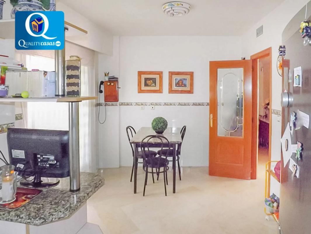 Sale of independent chalet in Playa Muchavista, El Campello
photo 5