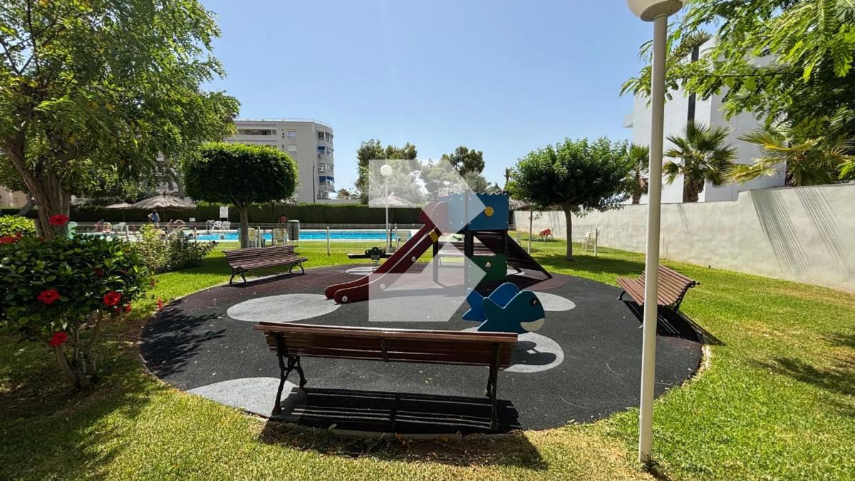 Sale of apartment in Avenida Jaime I el Conquistador, El Campello
photo 4