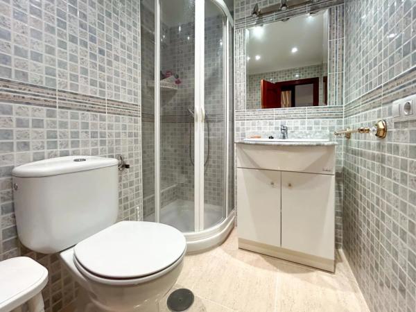 Apartment for sale in  Calle el Pinós, El Campello photo 3
