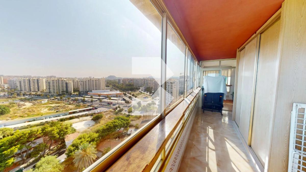 Sale of apartment in Avenida Jaime I el Conquistador, El Campello
 photo 3
