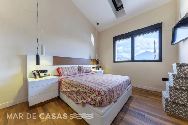Chalet adosado en avenida del Vincle photo 4