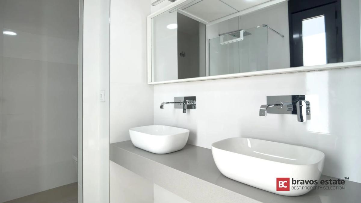 Properties for sale and rent in Spain photo 1