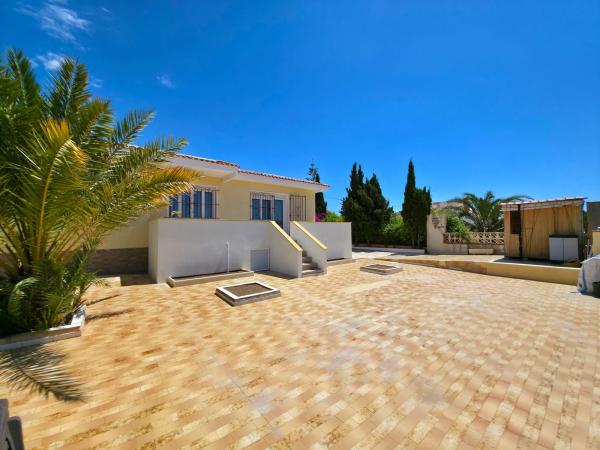 Casa independiente en calle d'Herbers s/n photo 4