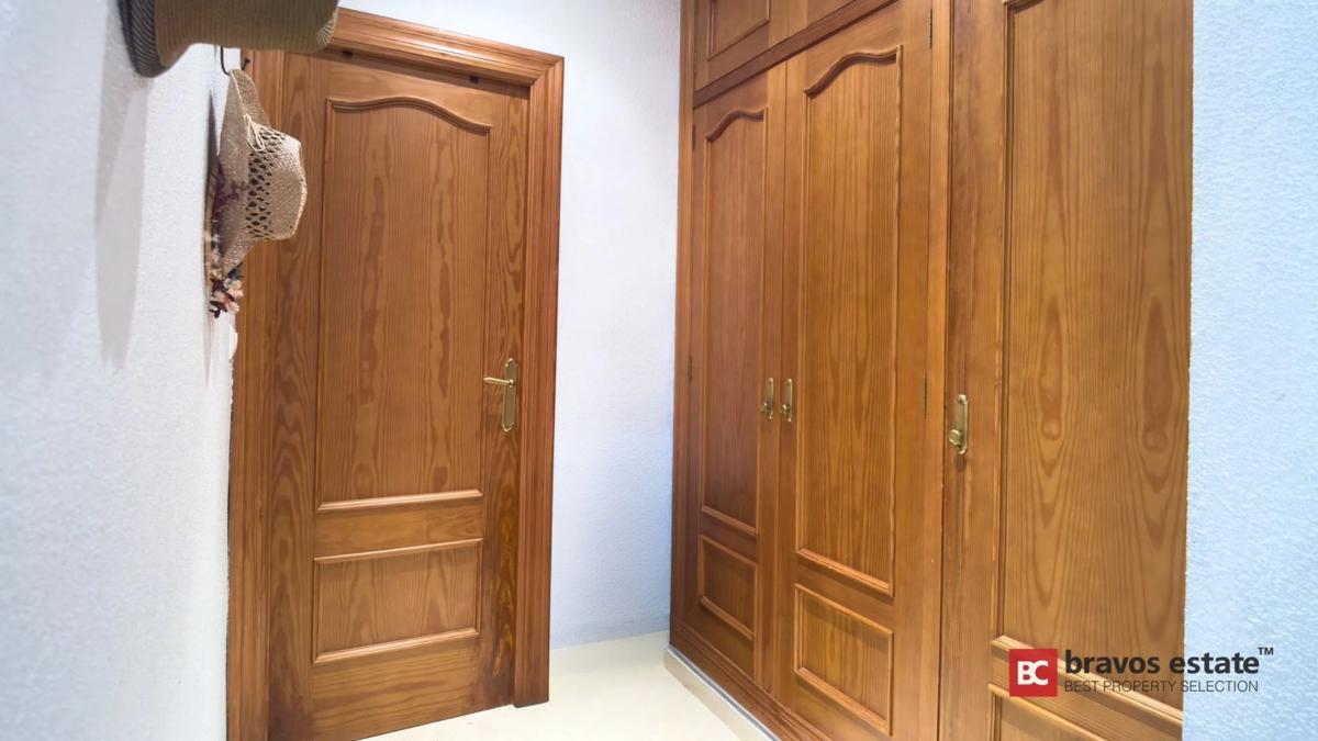 Sale of apartment in Calle de Sant Vicent, El Campello
photo 4
