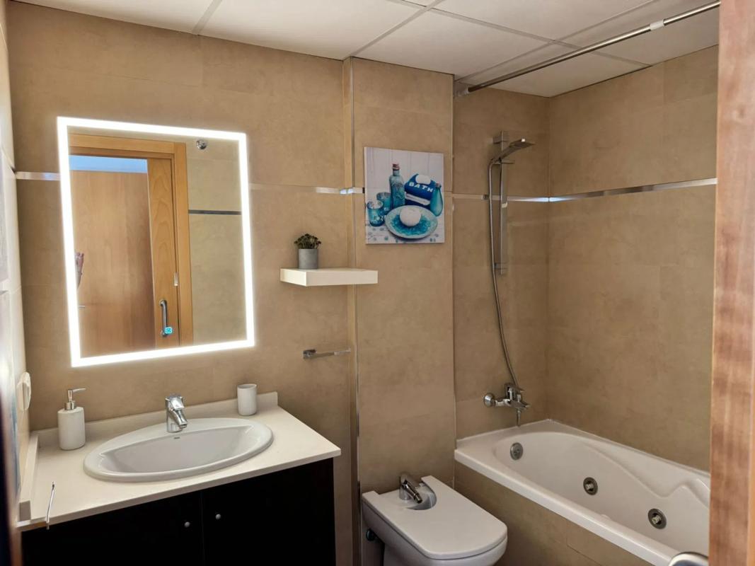 Sale of apartment in Calle Isaac Peral, Calpe
 photo 3