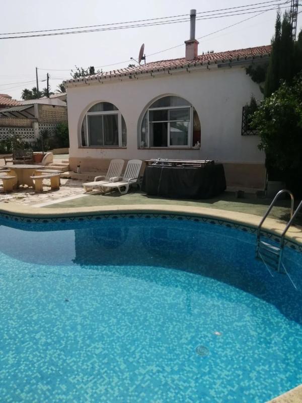 Venta de chalet independiente en Urbanización Ortenbach, Calpe
photo 2