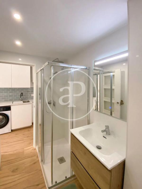 Продажа квартиры на Calle Pintor Sorolla, Кальпе
photo 3