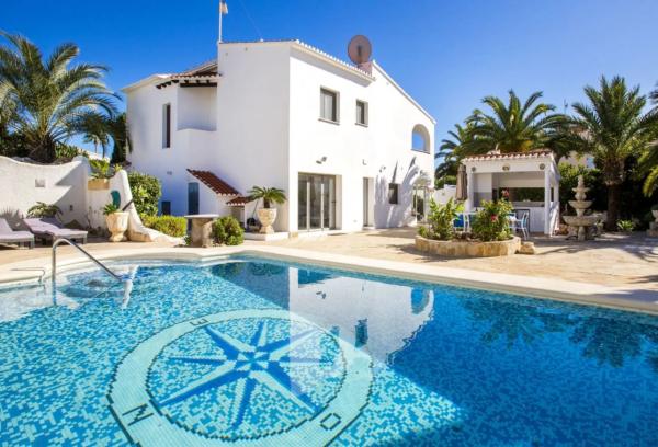 Chalet independiente en venta en Cometa-Carrió, Calpe
thumbnail 1
