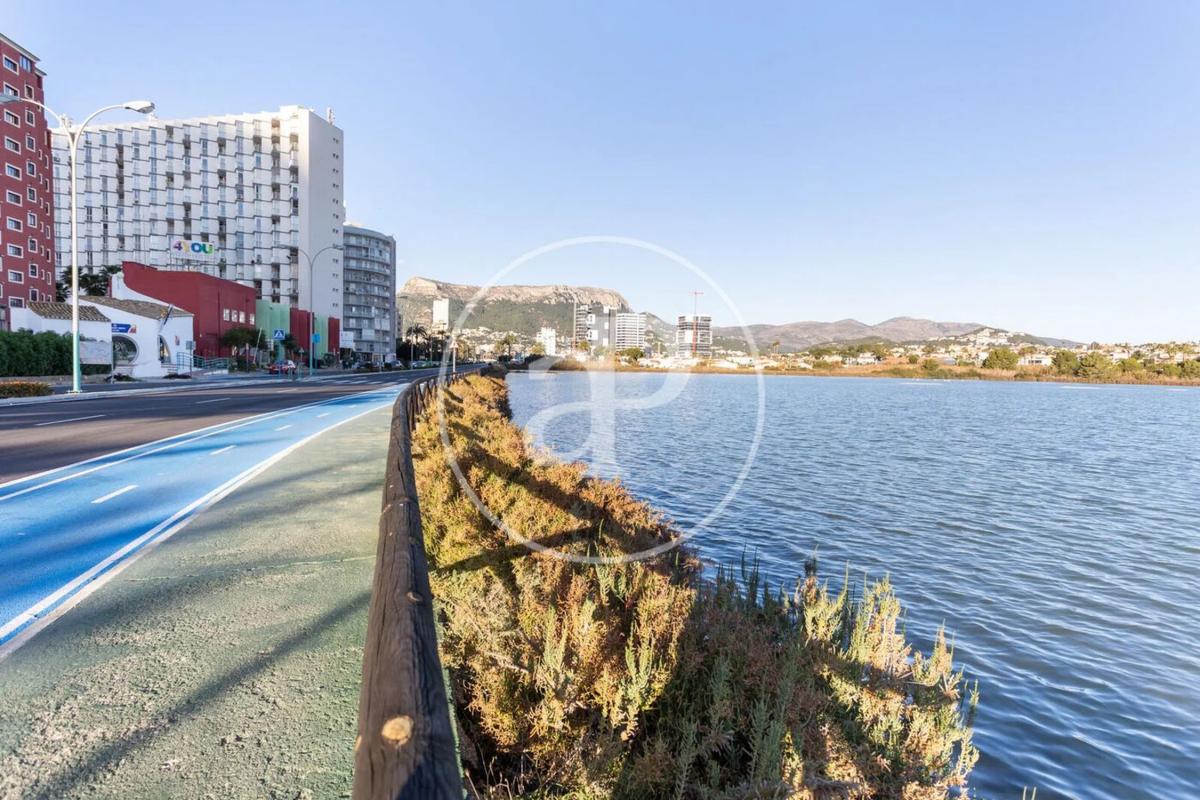 Venta de piso en Avenida Rosa de los Vientos, Calpe
photo 1