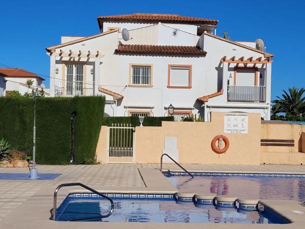 Chalet adosado photo 1