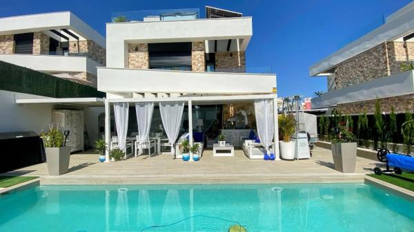 Casa independiente photo 1