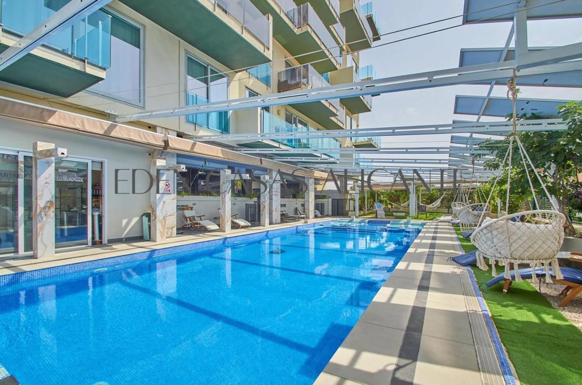 Sale of apartment in Calle Benimantell, Finestrat
 photo 2