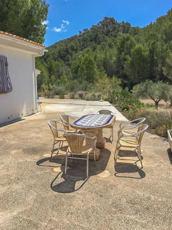Propiedades en venta y alquiler en España photo 1