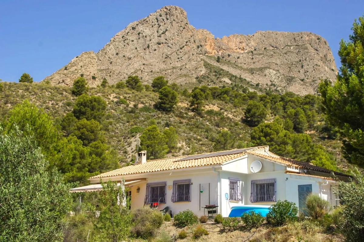 Propiedades en venta y alquiler en España photo 2