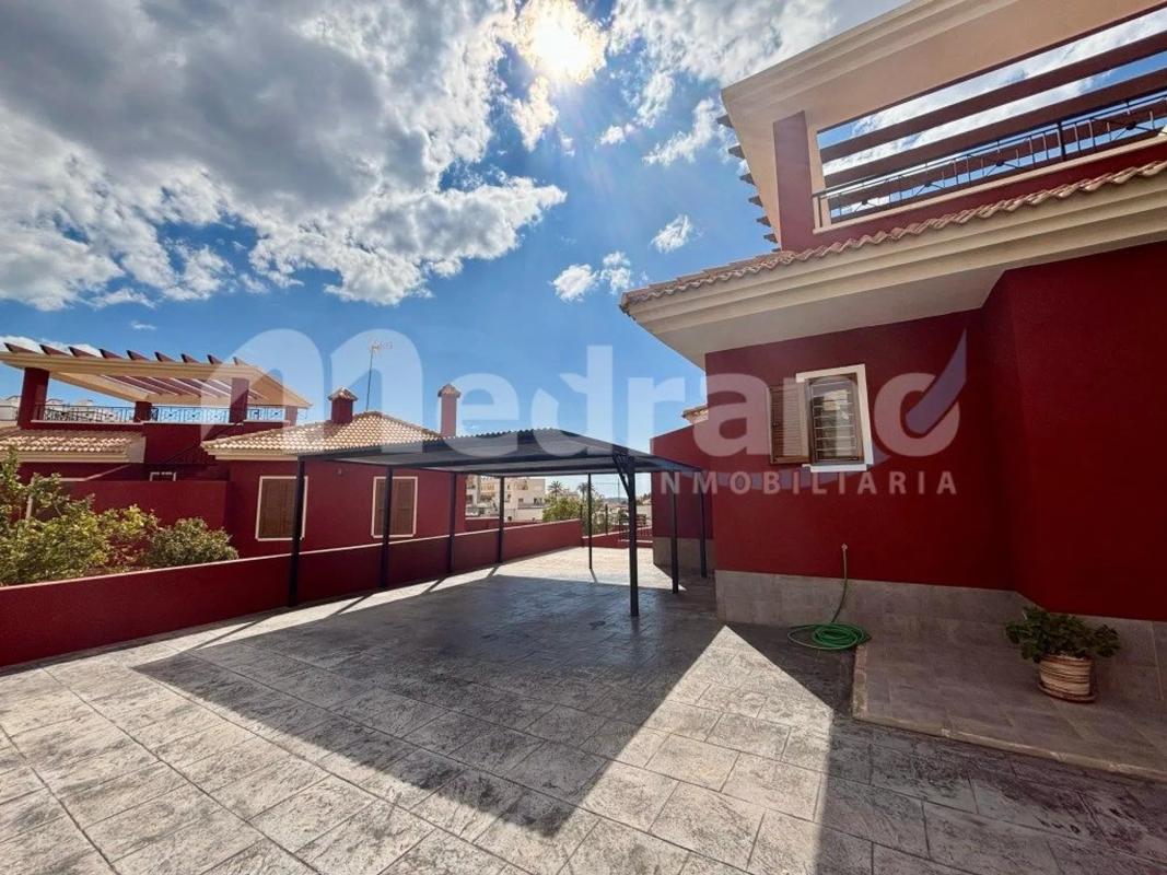 Propiedades en venta y alquiler en España photo 5