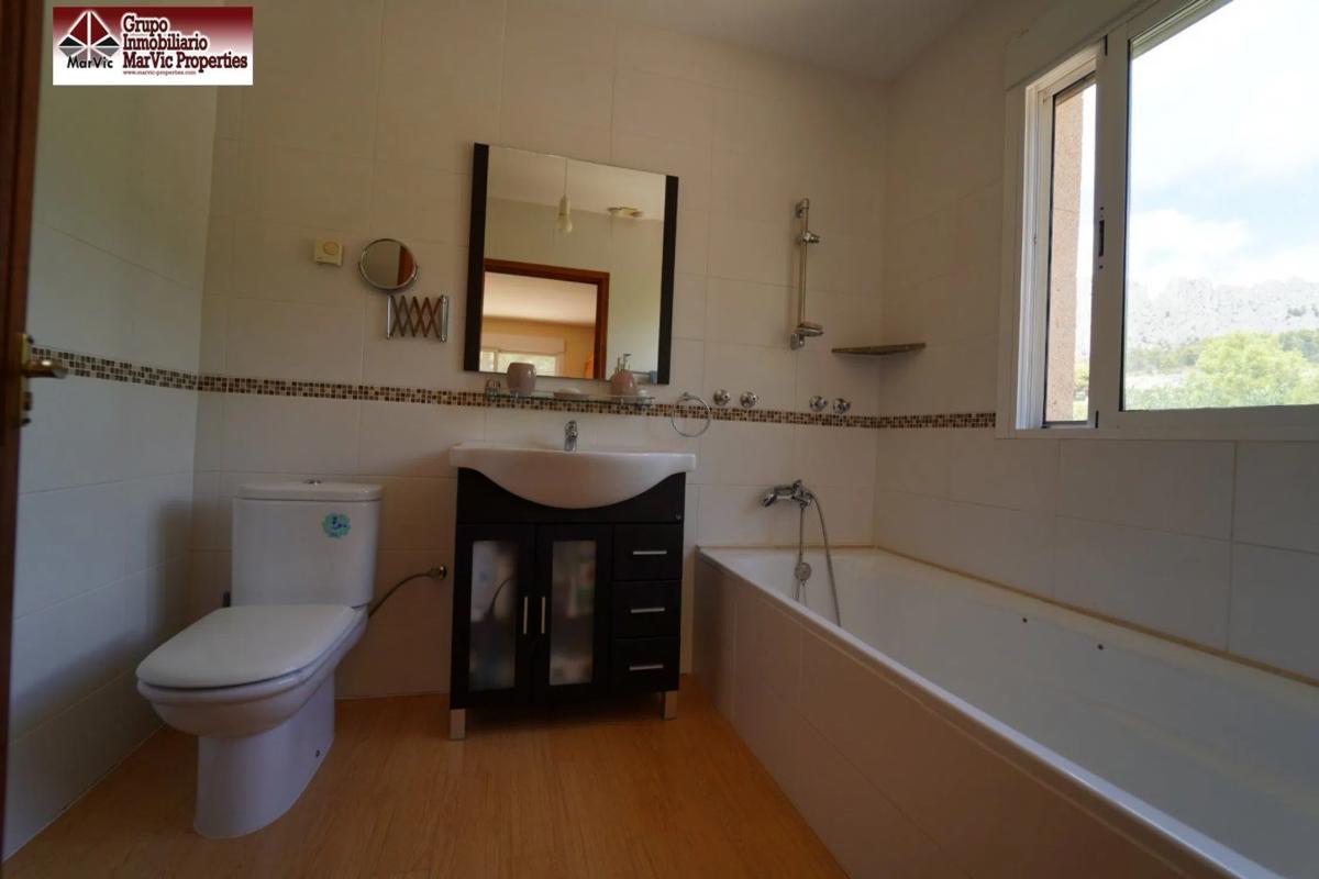 Propiedades en venta y alquiler en España photo 5