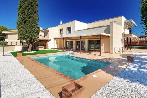 Casa independiente photo 1