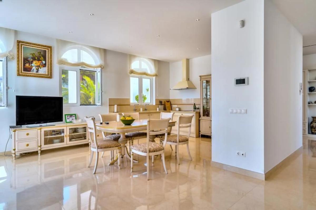 Sale of independent chalet in L'Albir, Alfaz del Pi
 photo 5