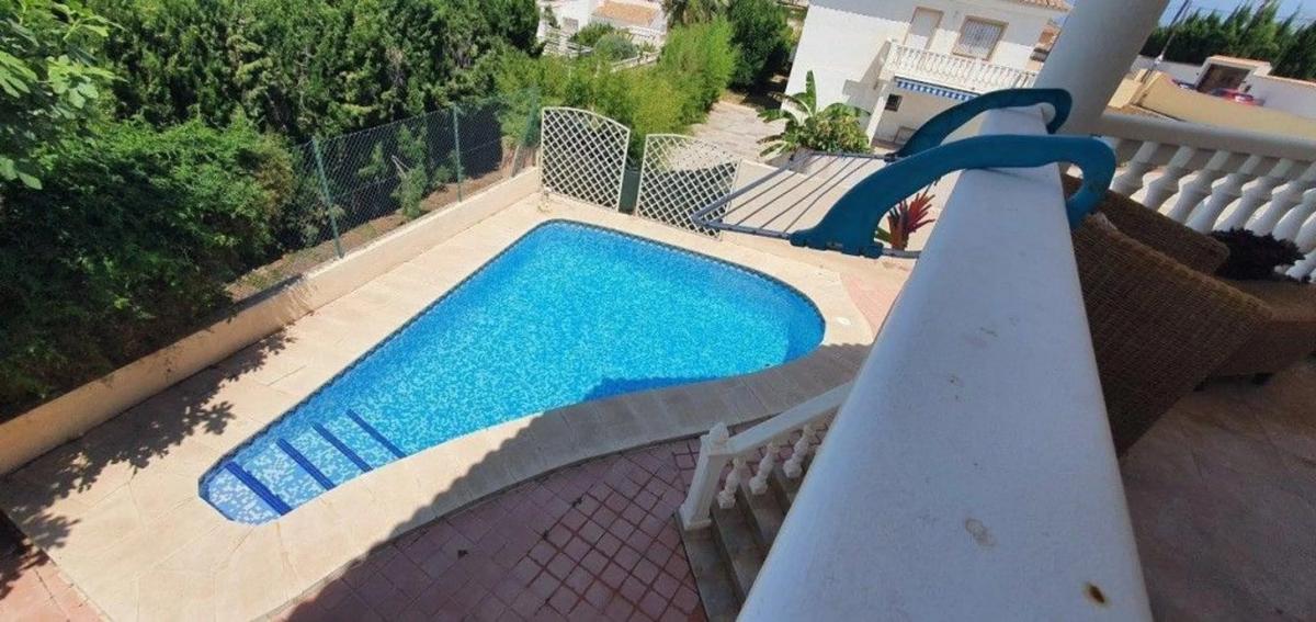 Properties for sale and rent in Spain photo 3