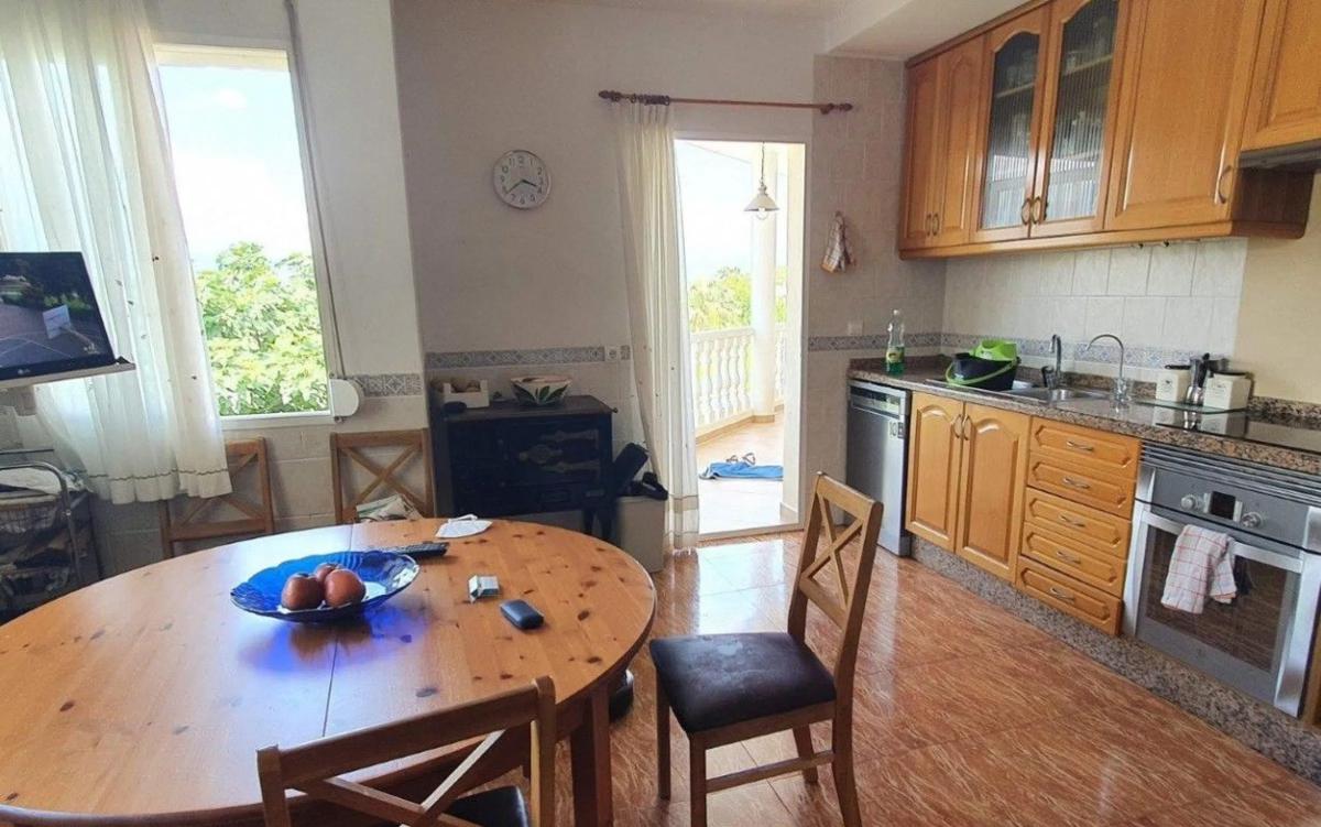 Properties for sale and rent in Spain photo 5