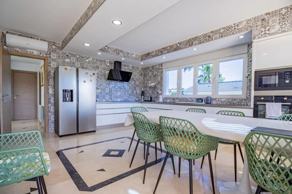 Properties for sale and rent in Spain photo 5