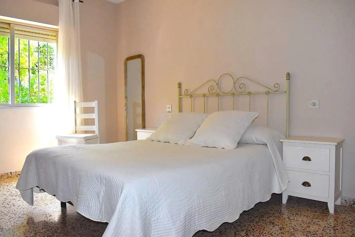 Properties for sale and rent in Spain photo 2