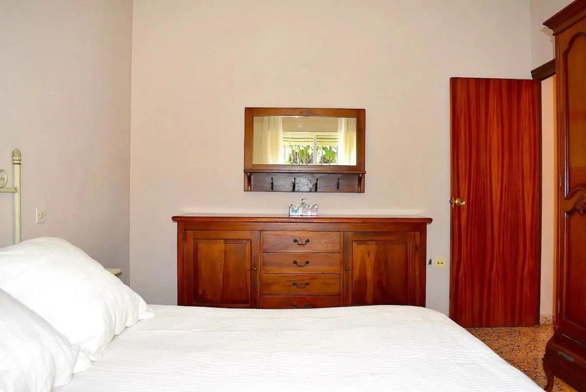 Properties for sale and rent in Spain photo 4