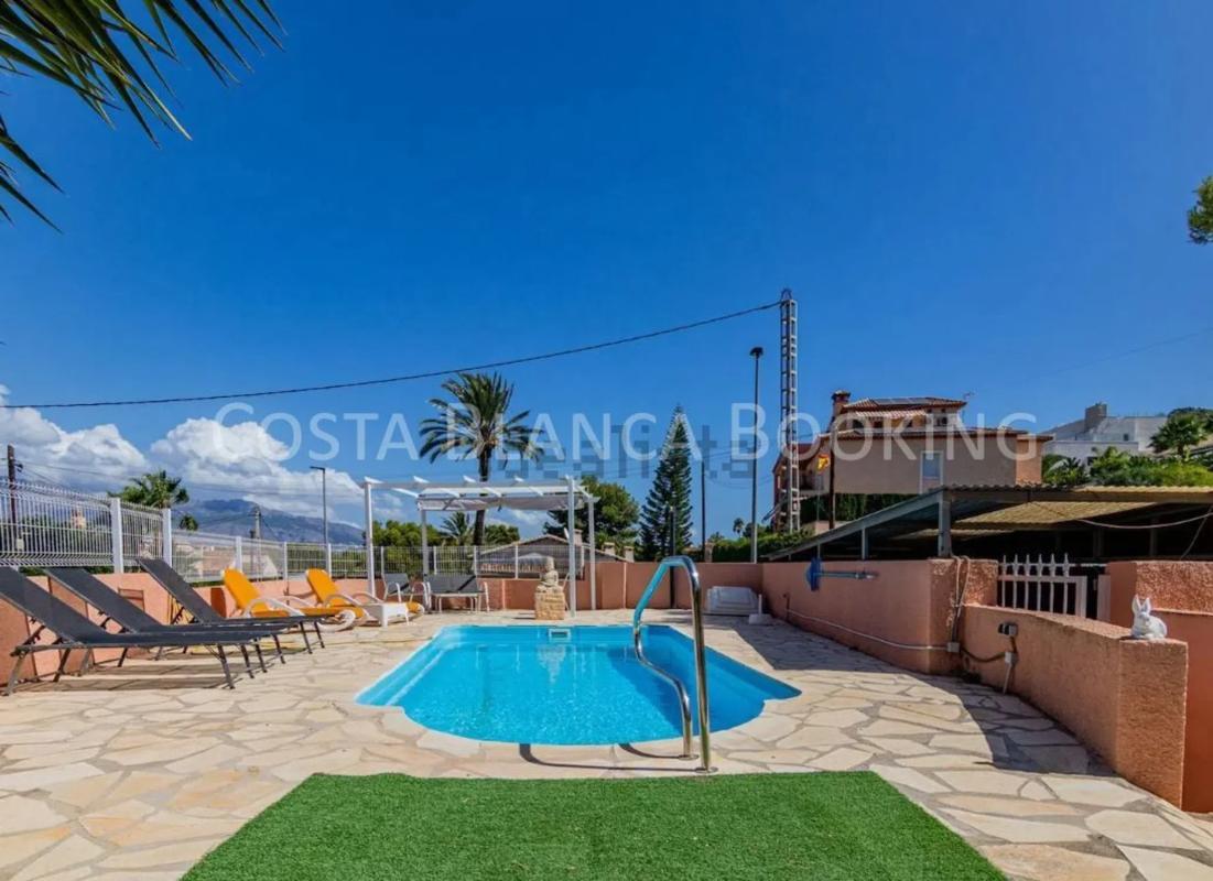 Properties for sale and rent in Spain photo 5