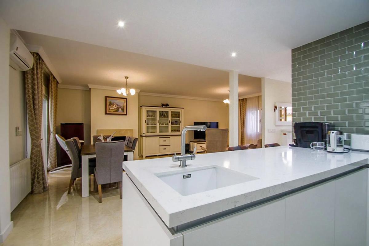 Properties for sale and rent in Spain photo 1
