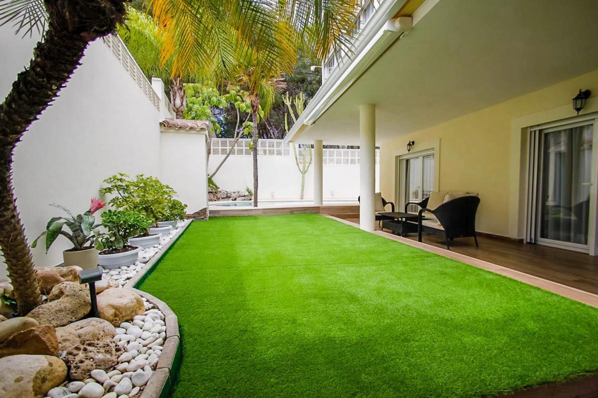 Properties for sale and rent in Spain photo 4