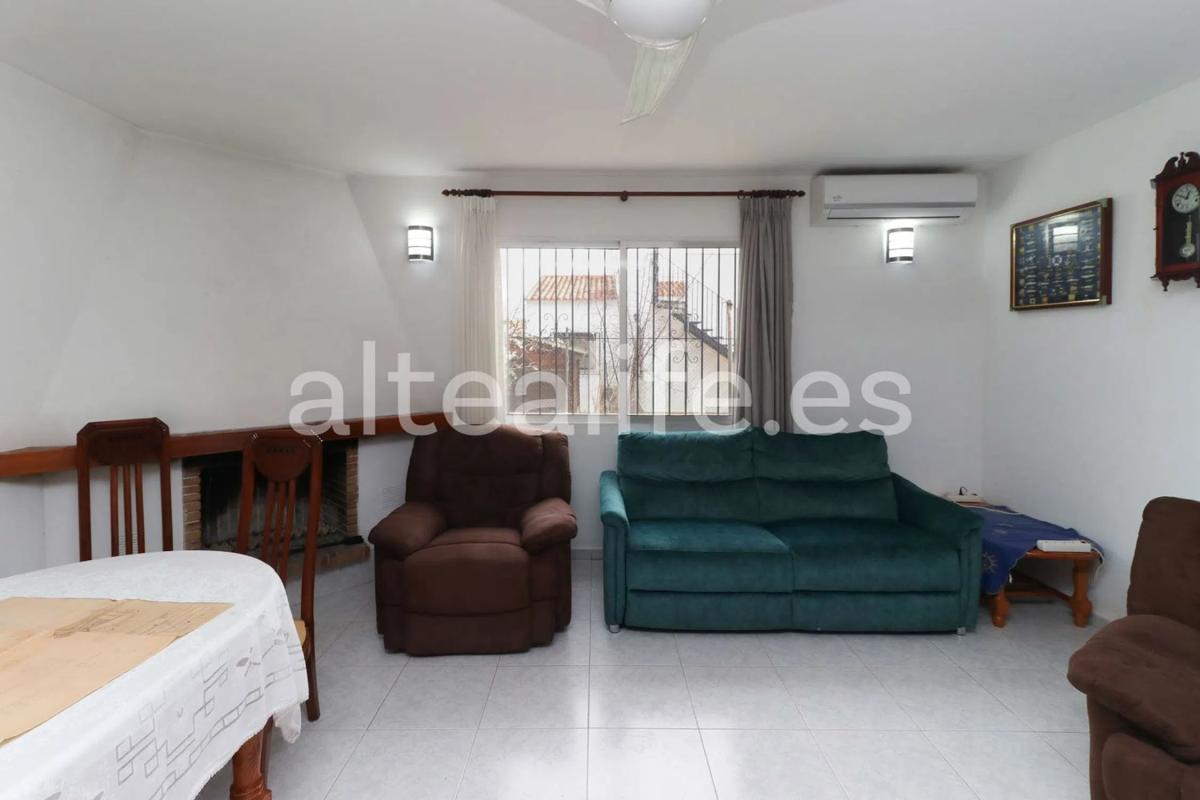Properties for sale and rent in Spain photo 1