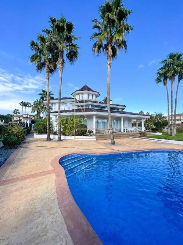 Properties for sale and rent in Spain photo 1