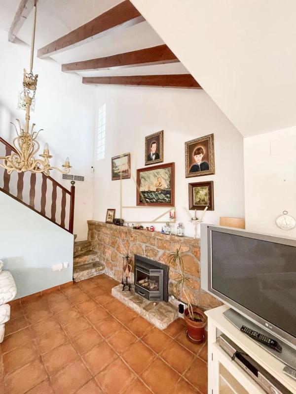 Properties for sale and rent in Spain photo 4