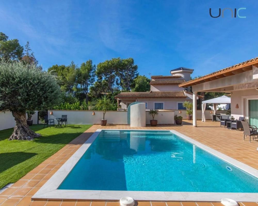 Properties for sale and rent in Spain photo 2