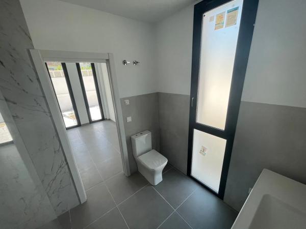 Chalet wolnostojący na sprzedaż w  L'Albir, Alfaz del Pi photo 3