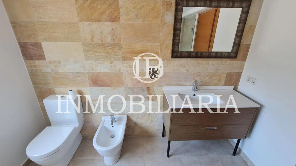 Properties for sale and rent in Spain photo 3
