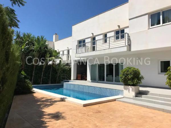 Chalet pareado en calle els Arcs photo 1