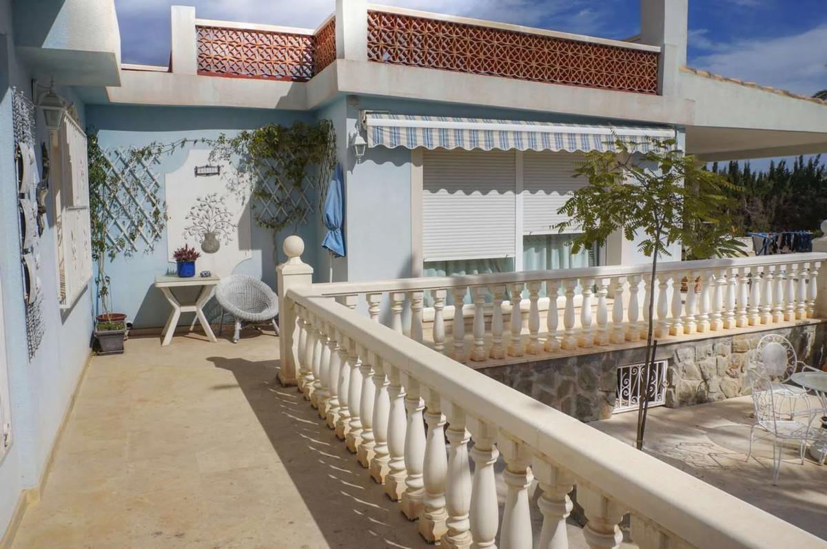 Properties for sale and rent in Spain photo 2