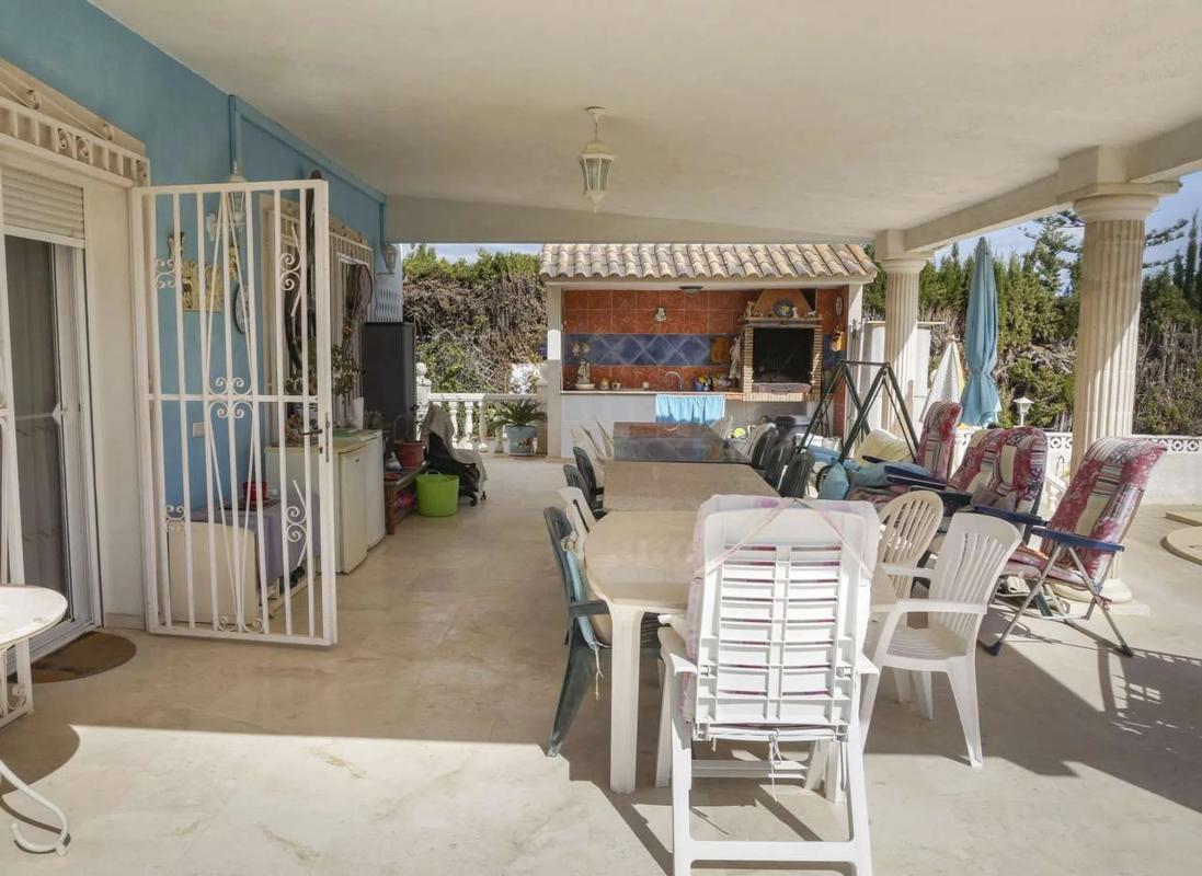 Properties for sale and rent in Spain photo 3