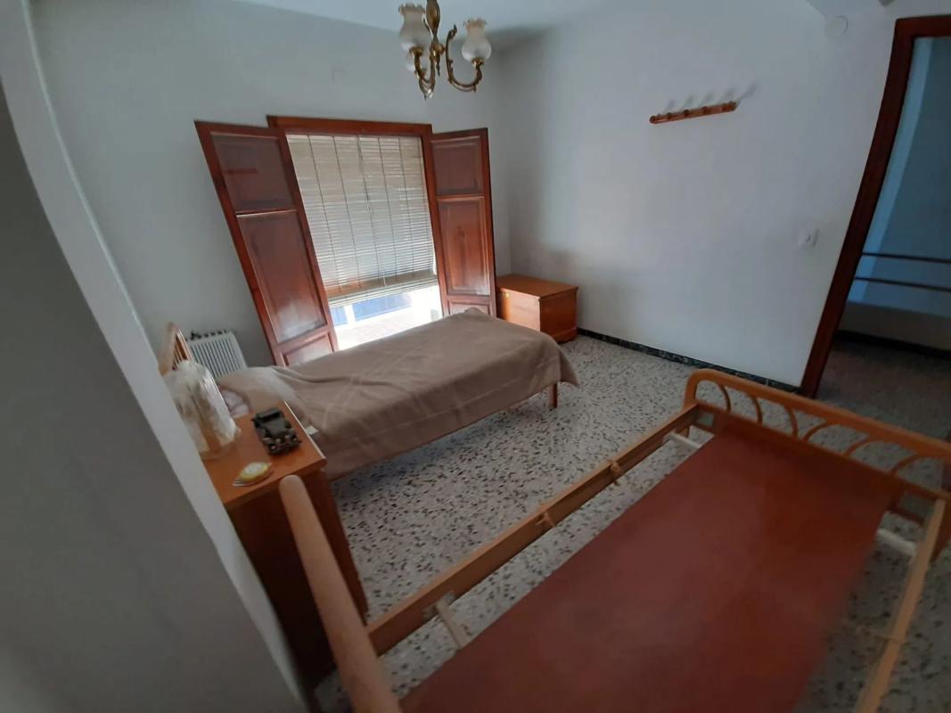 Propiedades en venta y alquiler en España photo 1