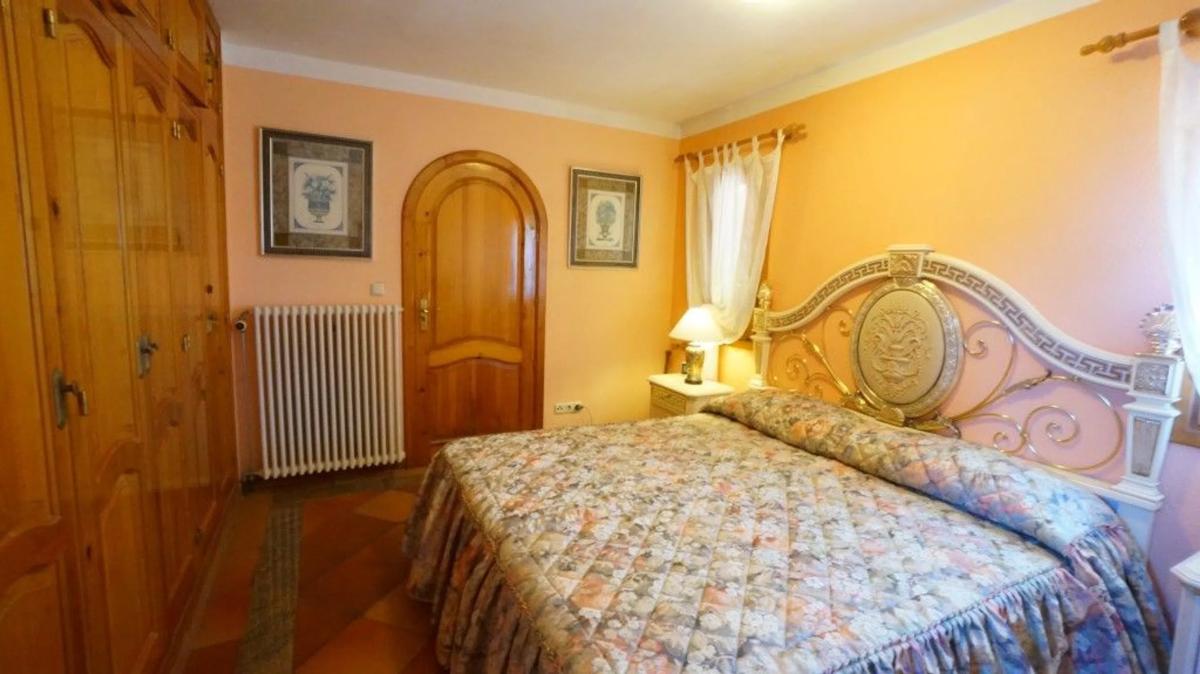 Propiedades en venta y alquiler en España photo 2