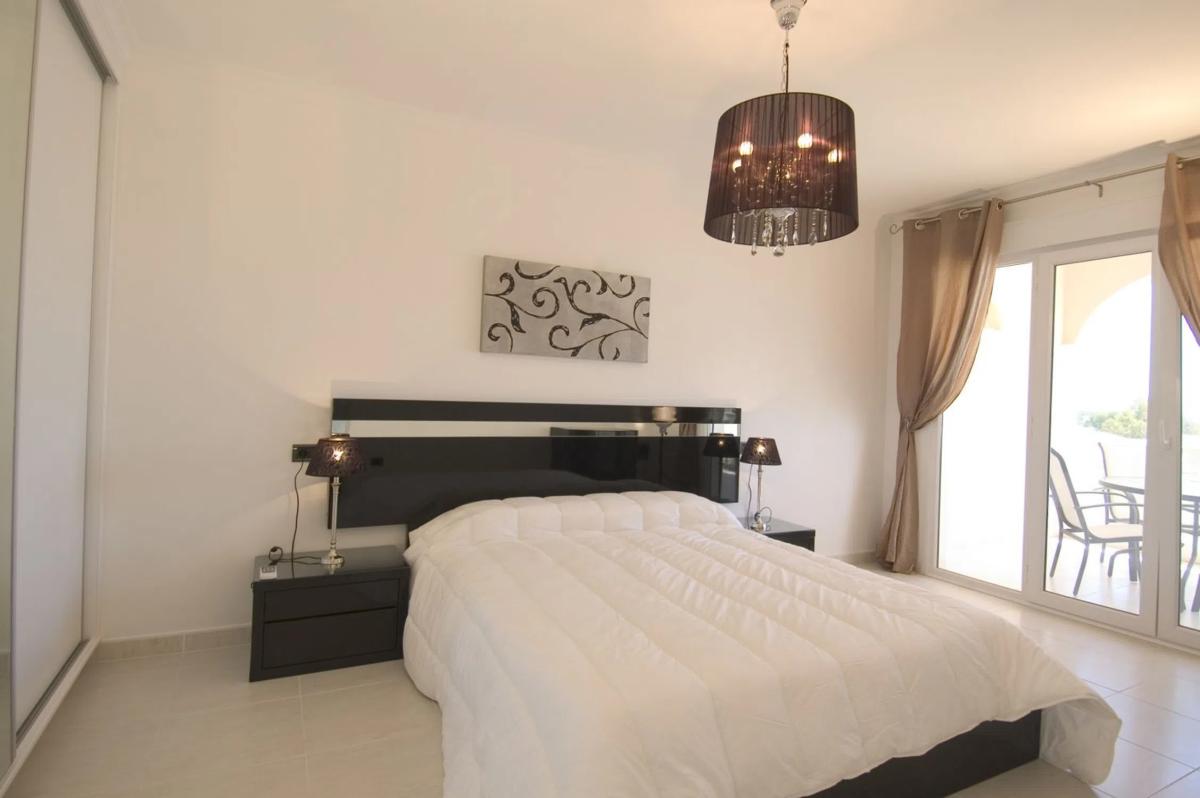 Продажа квартиры на La Fustera, Бенисса
photo 2